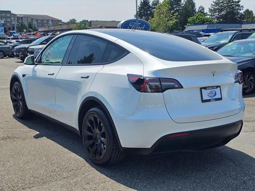 2023 Tesla Model Y Long Range Dual Motor All-Wheel Drive