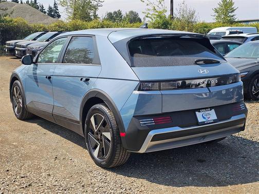 2025 Hyundai IONIQ 5 SE