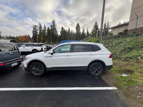 2022 Volkswagen Tiguan 2.0T SE 4MOTION