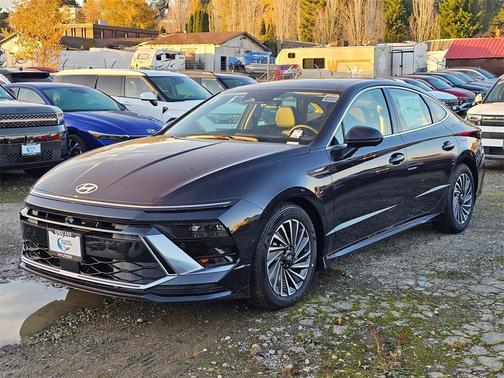 2025 Hyundai SONATA Hybrid Limited