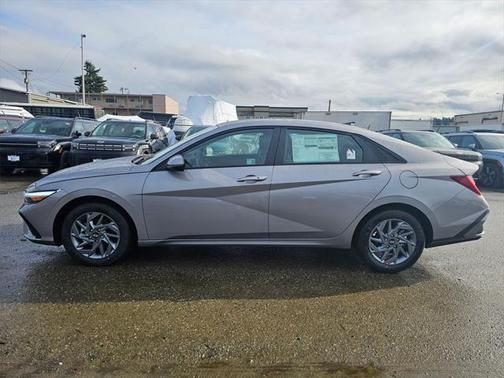 2025 Hyundai ELANTRA HEV Blue