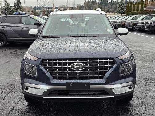 2026 Hyundai VENUE SEL w/Two-Tone Roof