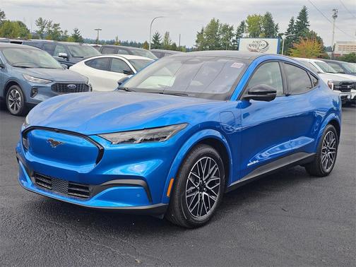 2025 Ford Mustang Mach-E Premium