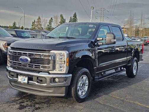 Agate Black Metallic 2026 Ford F-250 XLT