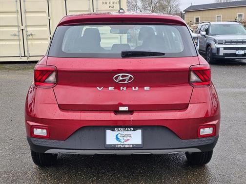 2025 Hyundai VENUE SE
