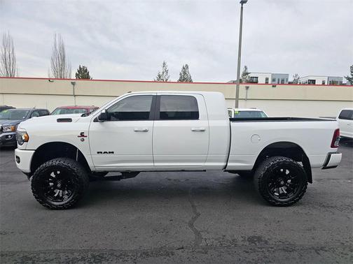 2021 RAM 2500 Big Horn Mega Cab 4x4 6'4'' Box