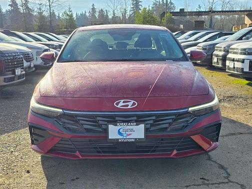 2025 Hyundai ELANTRA SEL