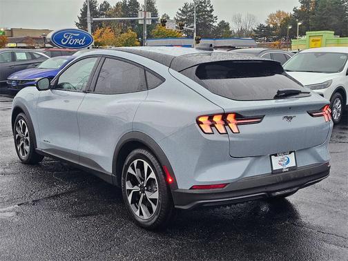 2025 Ford Mustang Mach-E Select