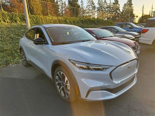 2025 Ford Mustang Mach-E Select