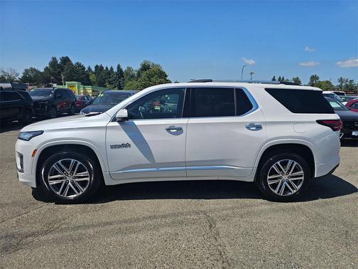 2023 Chevrolet Traverse High Country