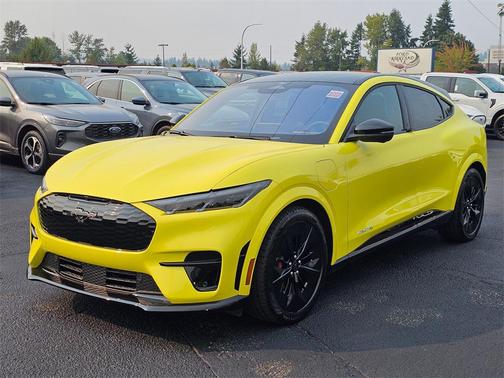 2025 Ford Mustang Mach-E GT
