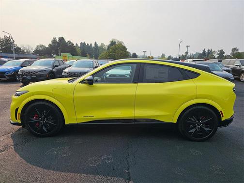 2025 Ford Mustang Mach-E GT