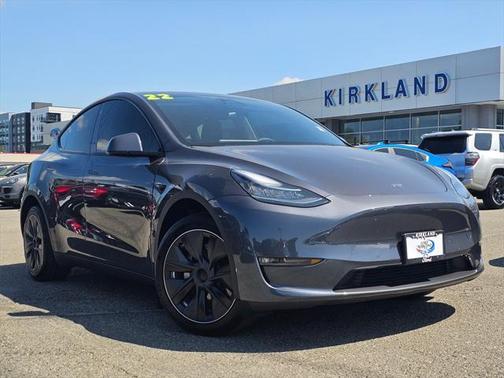 2022 Tesla Model Y Long Range Dual Motor All-Wheel Drive