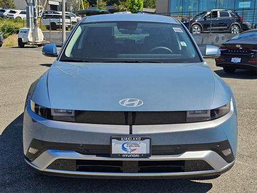 2025 Hyundai IONIQ 5 SE