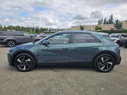 2025 Hyundai IONIQ 5 SE