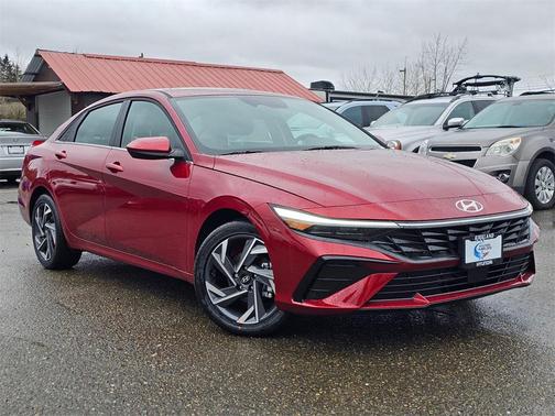 2025 Hyundai ELANTRA SEL