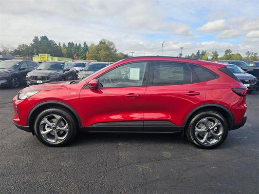 2025 Ford Escape ST-Line Select