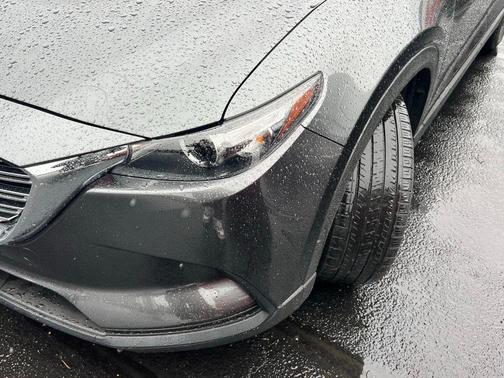 2022 Mazda CX-9 Sport