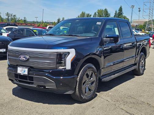 2025 Ford F-150 Lightning LARIAT