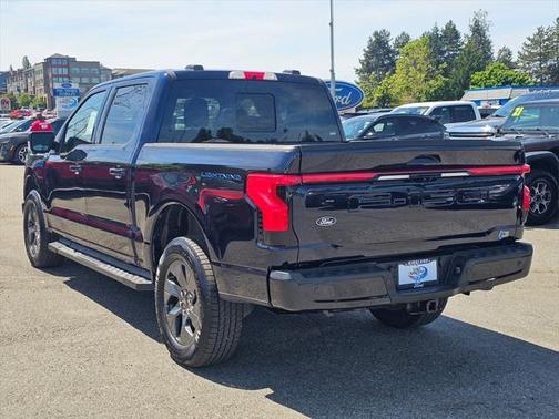 2025 Ford F-150 Lightning LARIAT