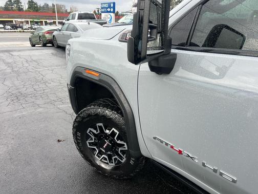 2025 GMC Sierra 2500 AT4X