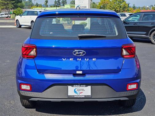 2025 Hyundai VENUE SE