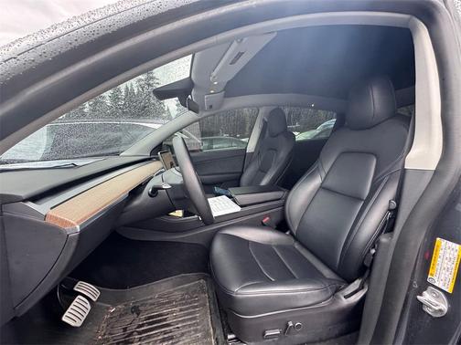 2022 Tesla Model Y Performance Dual Motor All-Wheel Drive