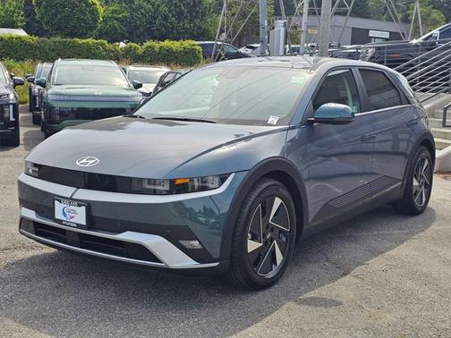 2025 Hyundai IONIQ 5 SE