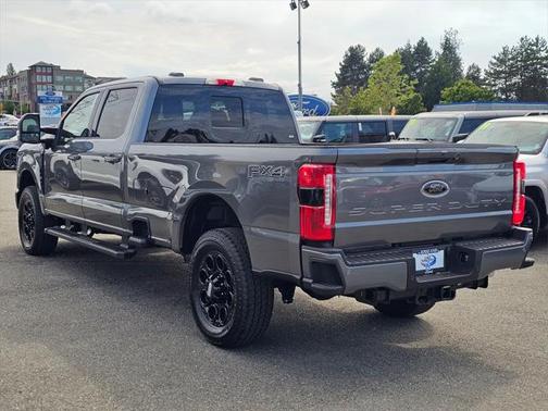2025 Ford F-350 Lariat