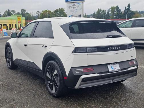 2025 Hyundai IONIQ 5 SE