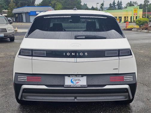 2025 Hyundai IONIQ 5 SE