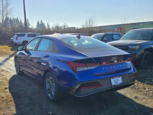 2025 Hyundai ELANTRA HEV Blue