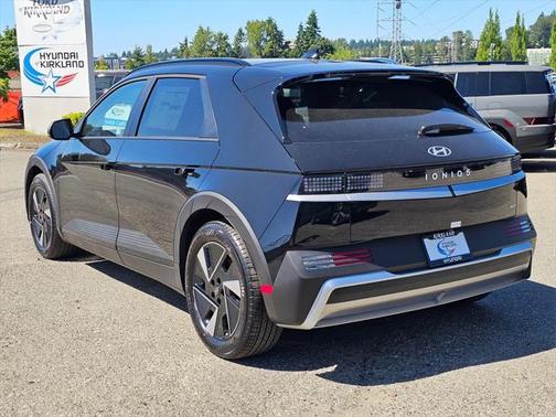 2025 Hyundai IONIQ 5 SEL