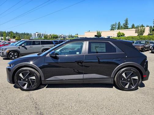 2025 Hyundai IONIQ 5 SEL