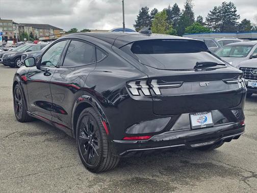 2025 Ford Mustang Mach-E GT