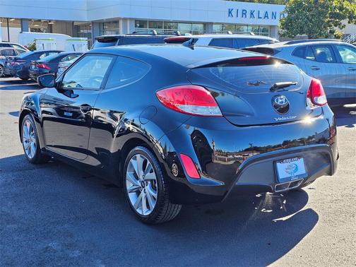 2016 Hyundai Veloster Base