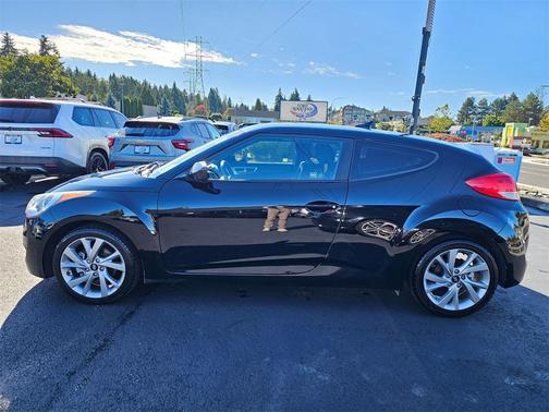 2016 Hyundai Veloster Base