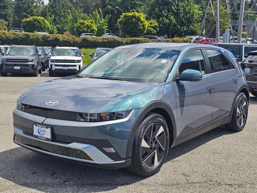 2025 Hyundai IONIQ 5 SE
