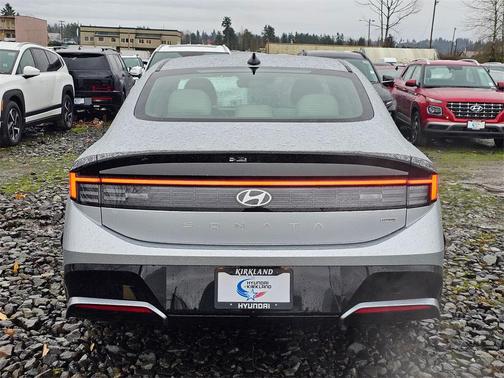 2026 Hyundai SONATA SEL