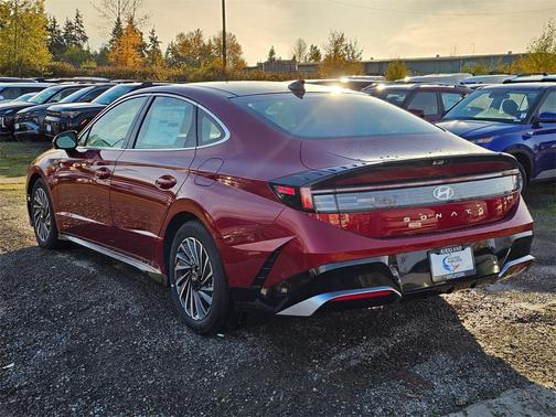 2025 Hyundai SONATA Hybrid Limited