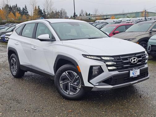 2026 Hyundai TUCSON Hybrid Blue SE