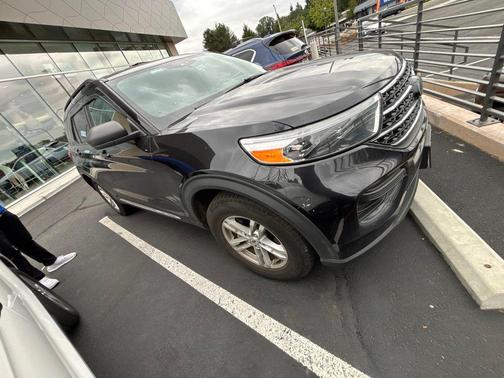 Agate Black Metallic 2020 Ford Explorer XLT