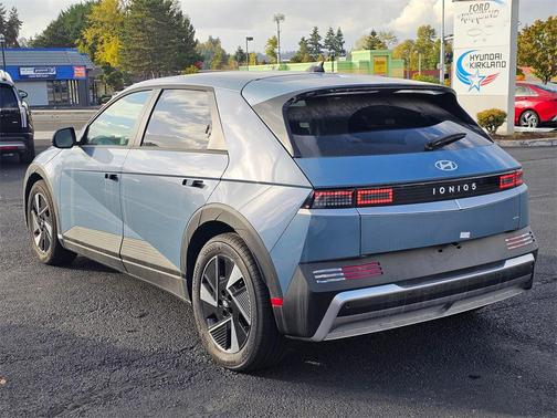 2025 Hyundai IONIQ 5 SE