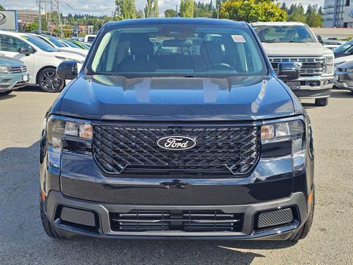 Shadow Black 2025 Ford Maverick XLT