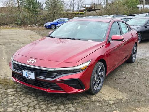 2025 Hyundai ELANTRA Limited