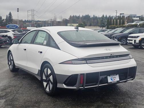 2025 Hyundai IONIQ 6 SE