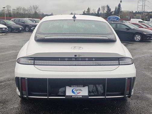 2025 Hyundai IONIQ 6 SE