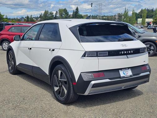2025 Hyundai IONIQ 5 SE
