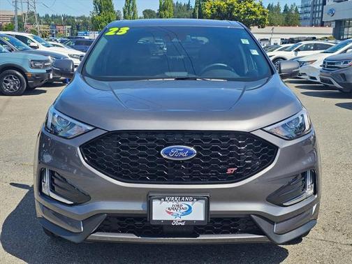 2023 Ford Edge ST