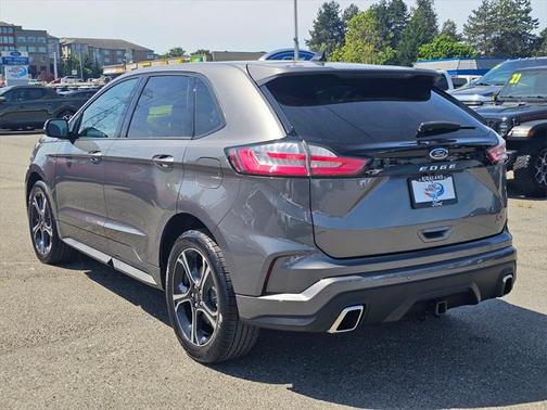 2023 Ford Edge ST